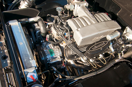 Modified engine of 1974 Ford Bronco
