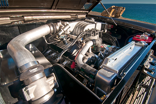 Modified engine of 1974 Ford Bronco