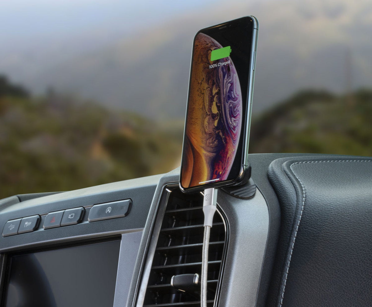 iphone mounted to car dash charging via Scosche braided lightning cable