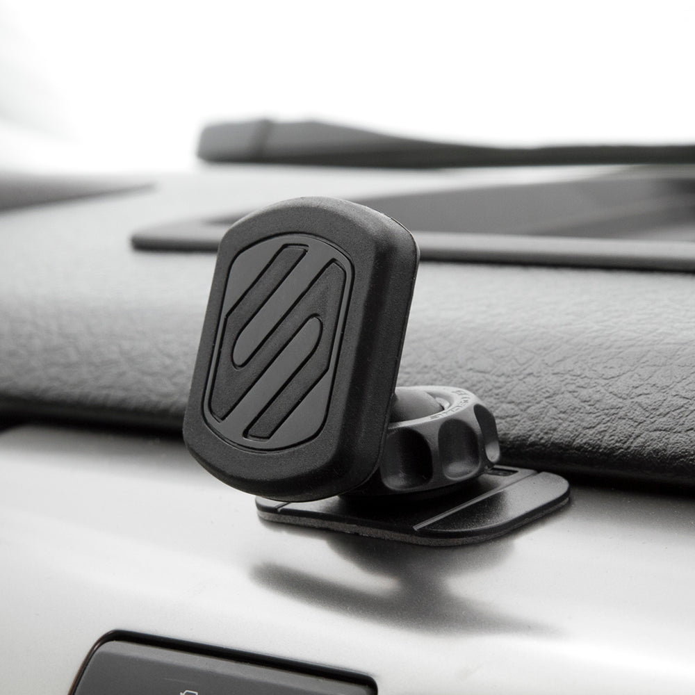 Magnetic Phone Mount on Dashboard